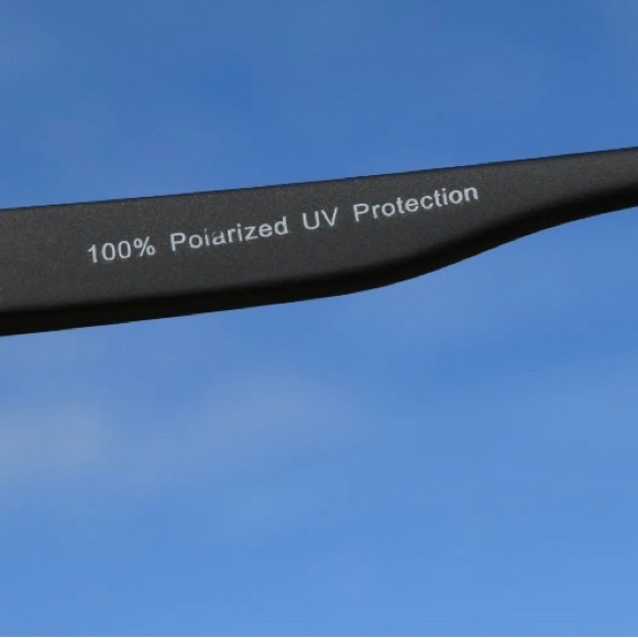 NEW CB Sports Mirrored Black Clear frame Rectangle Polarized Sunglasses w/pouch - Picture 7 of 9